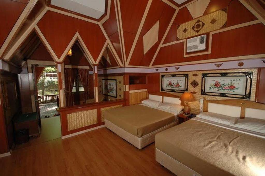 Shari La Island Resort Kampong Pasir Hantu ภายนอก รูปภาพ
