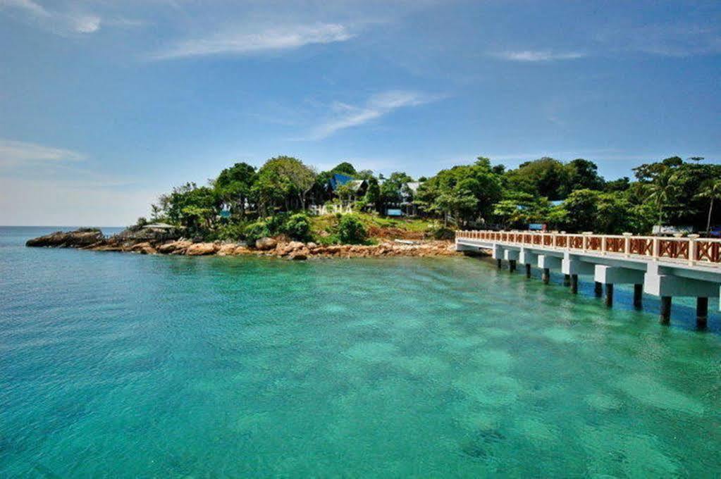Shari La Island Resort Kampong Pasir Hantu ภายนอก รูปภาพ