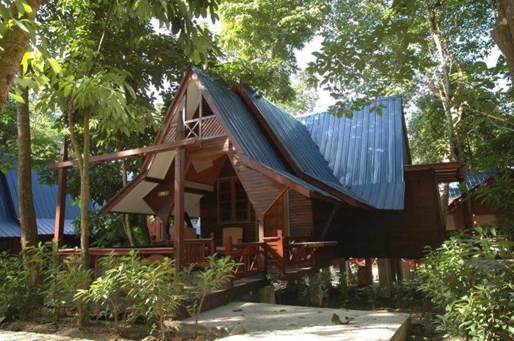 Shari La Island Resort Kampong Pasir Hantu ภายนอก รูปภาพ